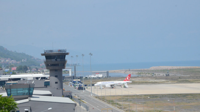 ORDU GİRESUN HAVALİMANINI İPTALLER VURDU 