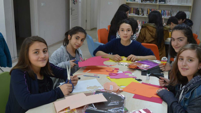 ÖĞRENCİLERİN YENİ ADRESİ “BİLGİ EVLERİ”