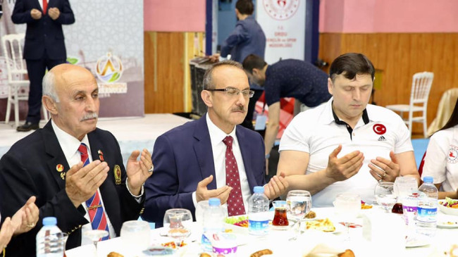 VALİ YAVUZ: “BİR DAHA BU ÜLKEYE NAMAHREM ELİ DEĞMESİN”