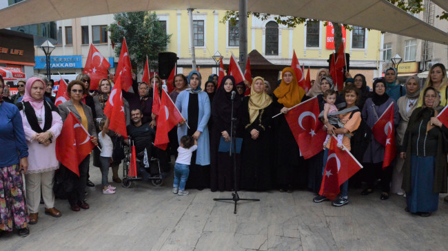 ORDULU KADINLARDAN DİYARBAKIR’DA EYLEM YAPAN AİLELERE DESTEK