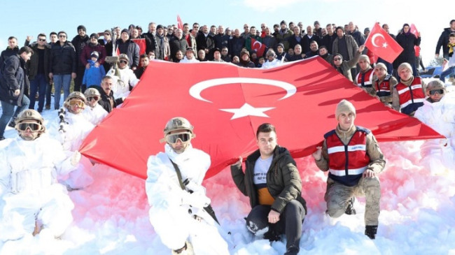 MESUDİYE KAR FESTİVALİNDE BULUŞTU