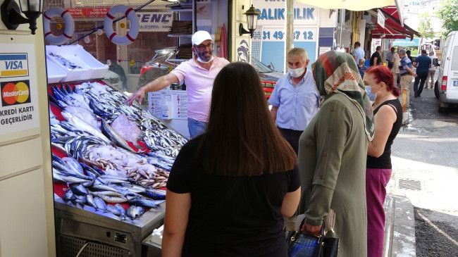 Denizin bereketi tezgahlara yansıdı