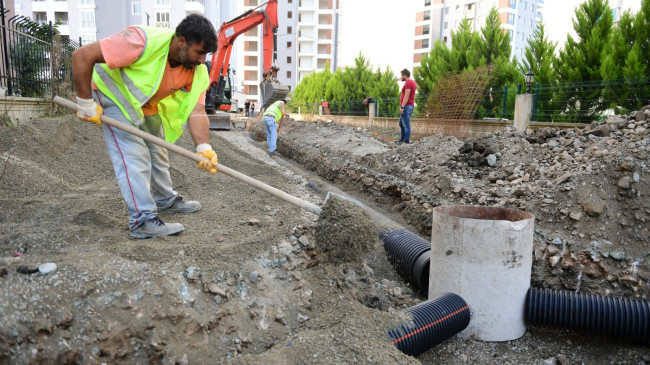 Altınordu’da alt yapı sorunları çözülüyor