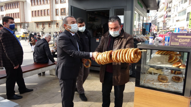 VALİ SONEL’DEN GÖNÜLLERE DOKUNMYA DEVAM