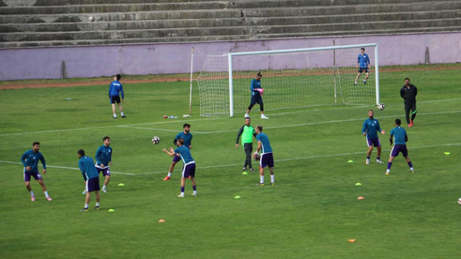 LİDER MOR BEYAZLILARIN KONUĞU TONYA DOĞANSPOR ; ŞİMDİ VURMA ZAMANI