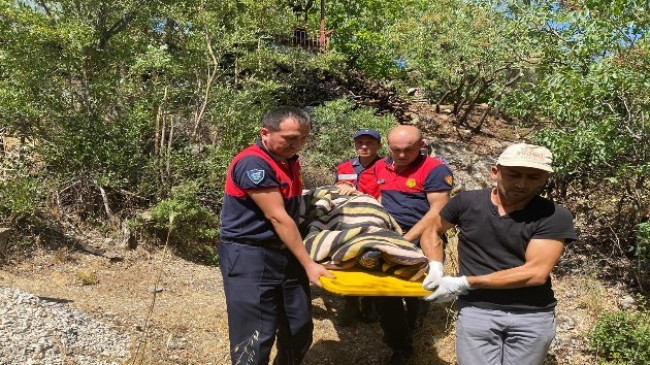 Antalya’da Felçli Kadını Ordu Ekibi Tahliye Etti