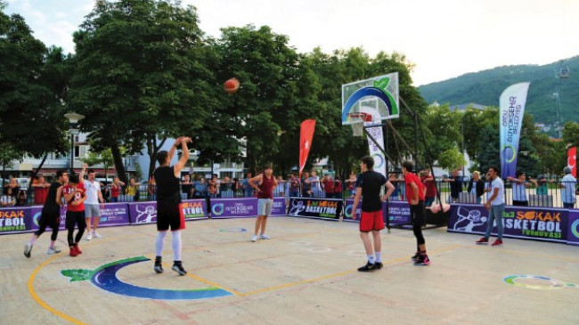 BASKETBOL TURNUVASI NEFES KESTİ