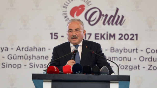 BAŞKAN GÜLER: “ORDU BİR DÖNÜŞÜM YAŞIYOR” “MAZERET, BAHANE VE ŞİKÂYET KELİMELERİNİ HAYATIMIZDAN ÇIKARDIK”