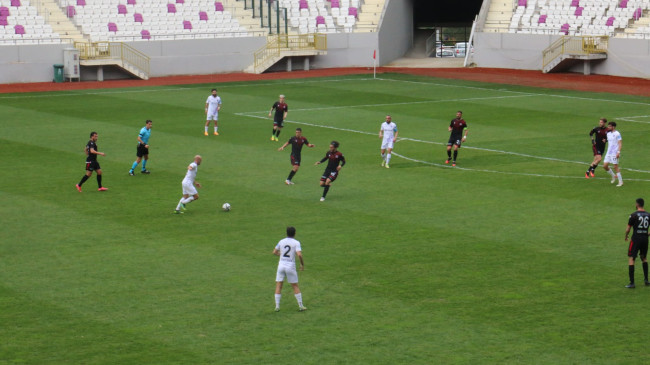 MOR BEYAZLILAR İŞİNİ SIKI TUTUYOR 3-0