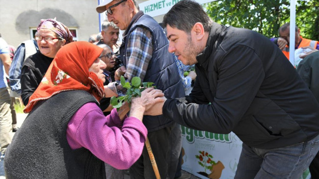 BAŞKAN TÖREN, “HER ALANDA ÜRETİM DİYORUZ VE ÜRETEN TÜM KESİMLERİN YANINDA OLMAYA DEVAM EDİYORUZ”