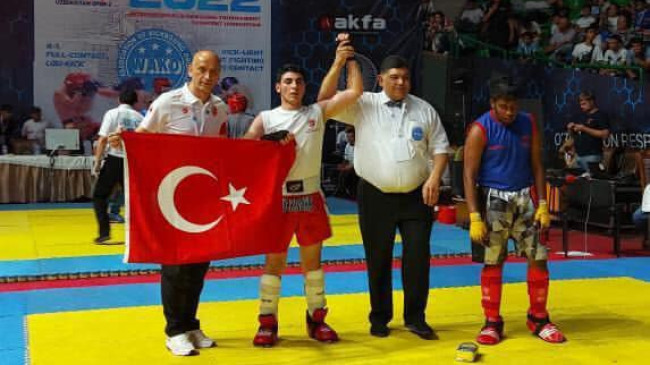 ÖZBEKİSTANDAN ŞAMPİYONLUK GELDİ