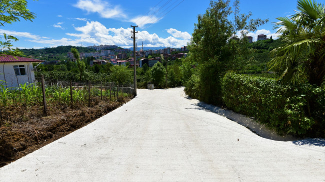 BETON YOLDA BU DEFA YÜZLERİN GÜLDÜĞÜ ADRES KARACAÖMER MAHALLESİ OLDU