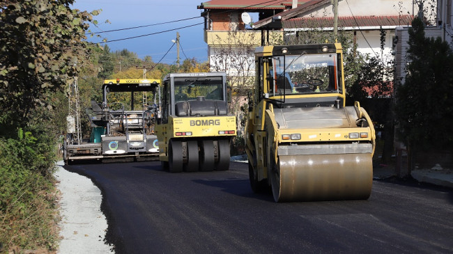 5 MAHALLEYE BAĞLANTI SAĞLIYOR