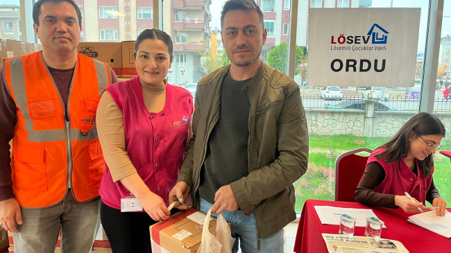 LÖSEV MUTLU ET PAKETLERİ İLE MUTLULUK PAYLAŞTIKÇA ÇOĞALIYOR