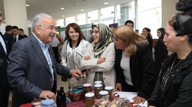 KADINLARA BÜYÜKŞEHİR DESTEĞİ