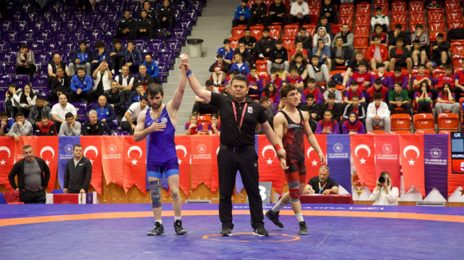 Büyükler Grekoromen Güreş Türkiye Şampiyonası Ordu’da Başladı