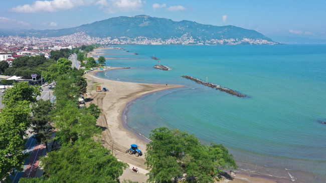 PLAJLAR SEZONA HAZIRLANIYOR