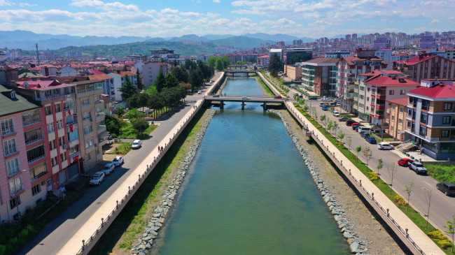 CİVİL ESKİ GÜNLERİNE KAVUŞTU