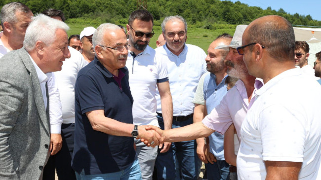 BAŞKAN HİLMİ GÜLER’E YOĞUN İLGİ