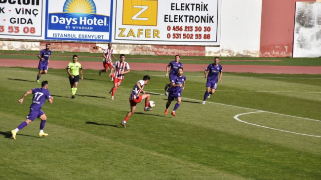 52 ORDUSPOR FUTBOL KULÜBÜ DEPLASMANDA SERİYE BAĞLADI 1-1