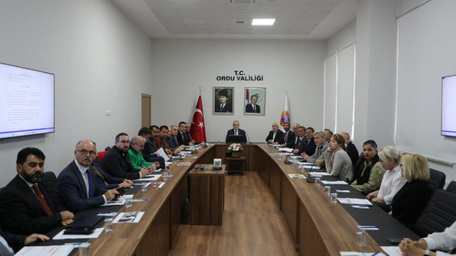 Vali Muammer EROL; Sokak Hayvanlarının Popülasyonunun Artması Ciddi Bir Sorun!