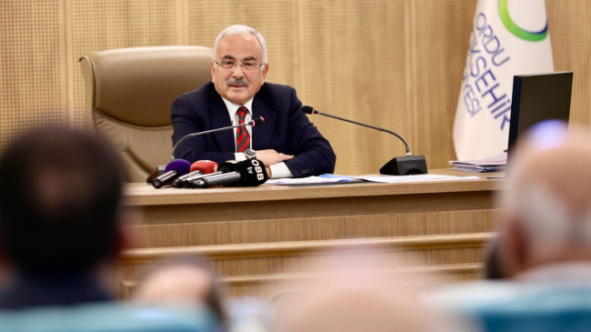 BAŞKAN GÜLER: “BAZI ARKADAŞLAR İYİ ŞEYLERİ DUYMAK İSTEMİYOR. DERTLERİ ZEVK EDİNİYORLAR”