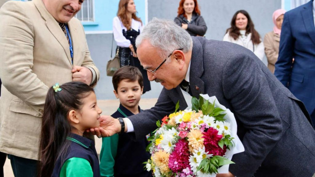 BAŞKAN GÜLER: “BİZ DE ÇOCUKLARIMIZ GİBİ HEYECANLIYIZ”