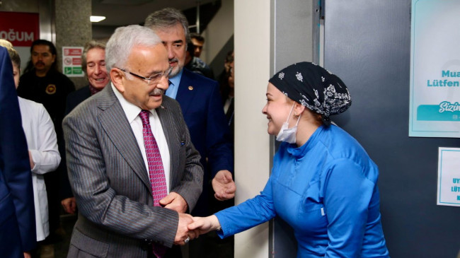 GÜLER SAĞLIK ÇALIŞANLARININ TIP BAYRAMINI KUTLADI