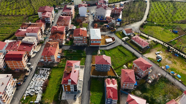 ALTINORDUDA DUR DURAK YOK